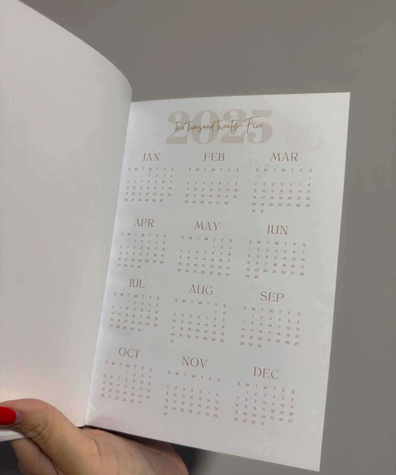 Minimālistiskais PLĀNOTĀJS 2025./2026.
